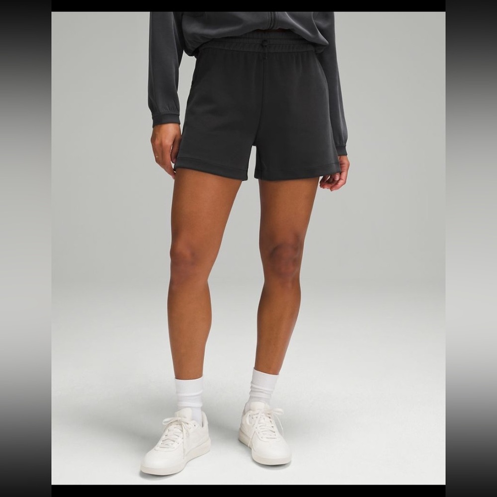 *ON HOLD TILL FRIDAY* SOFTSTREME HIGH RISE SHORTS 4”
